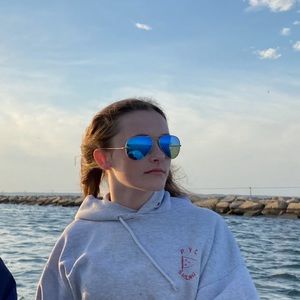 Meet your Posher, Audrey